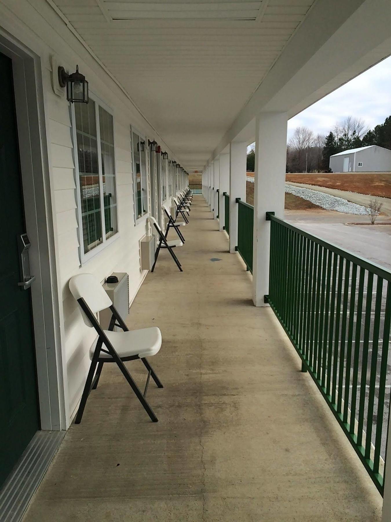 Hurricane Inn Waynesboro Exterior foto